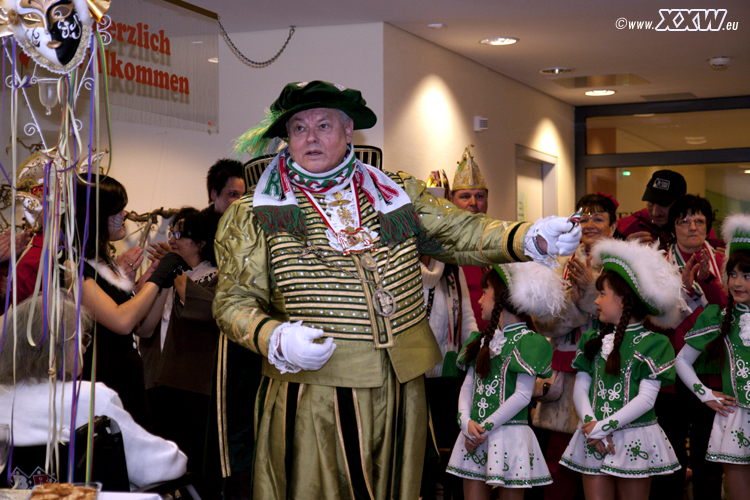 casimir bedankt sich bei der garde