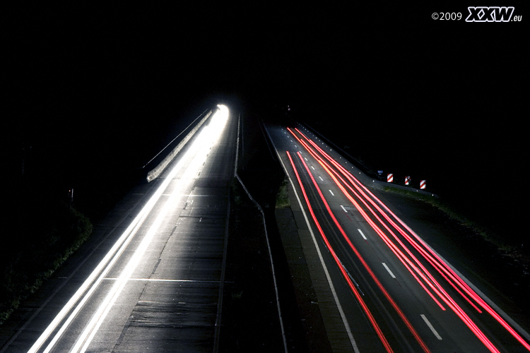 auf der autobahnbrücke im cäsarspark