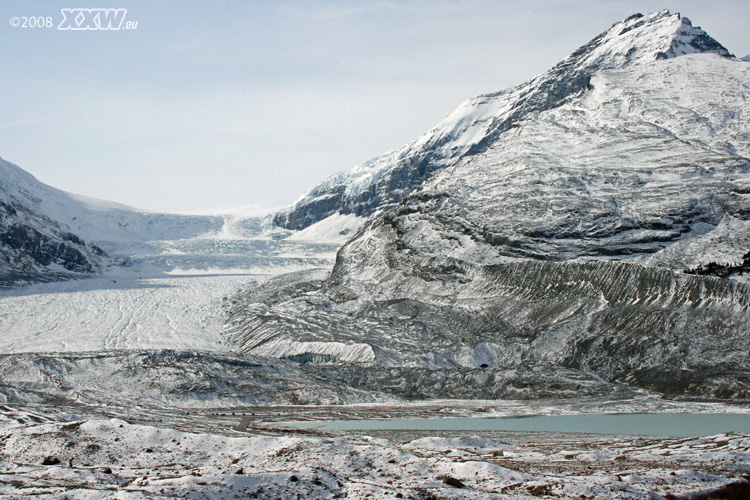  columbia icefield,  mit athabasca gletscher, 