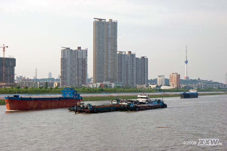 blick über wuhan vom yangtse aus