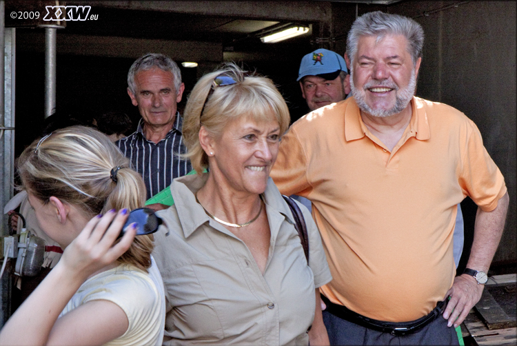 kurt beck schaut hinter die kulissen der freilichtbühne