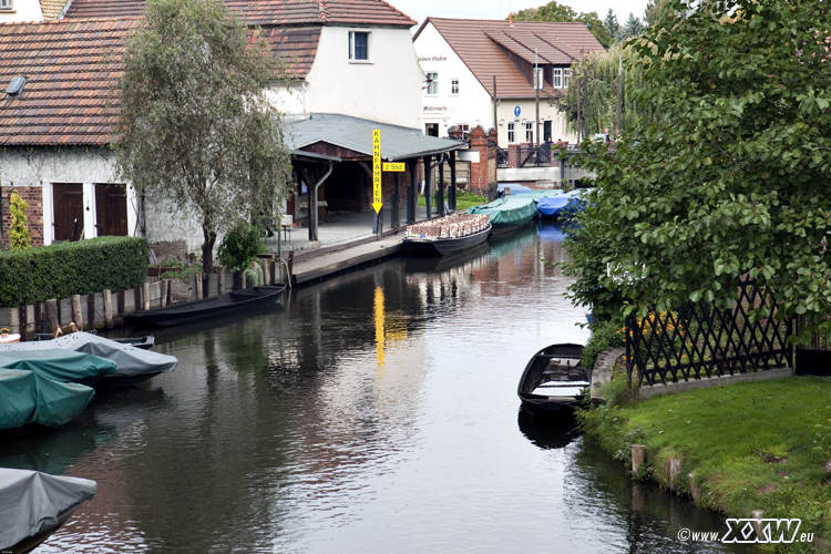 ein fließ-kanal