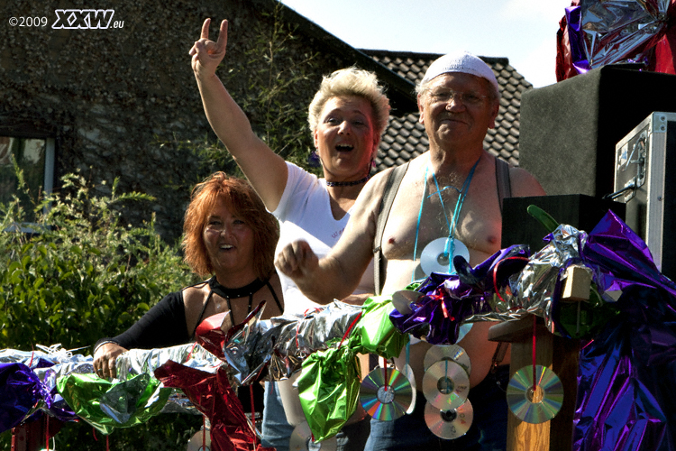 die loveparade in otterbach