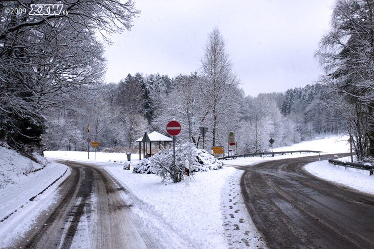 schnee satt