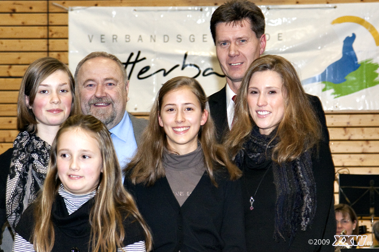 heinz christmann und harald westrich mit den teilnehmern des jugend musiziert wettbewerbes